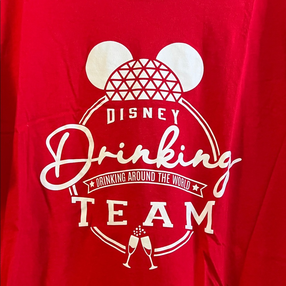 Disney Epcot Drinking Around The World Team Short Sleeve Tee Shirt Top - Picture 2 of 5